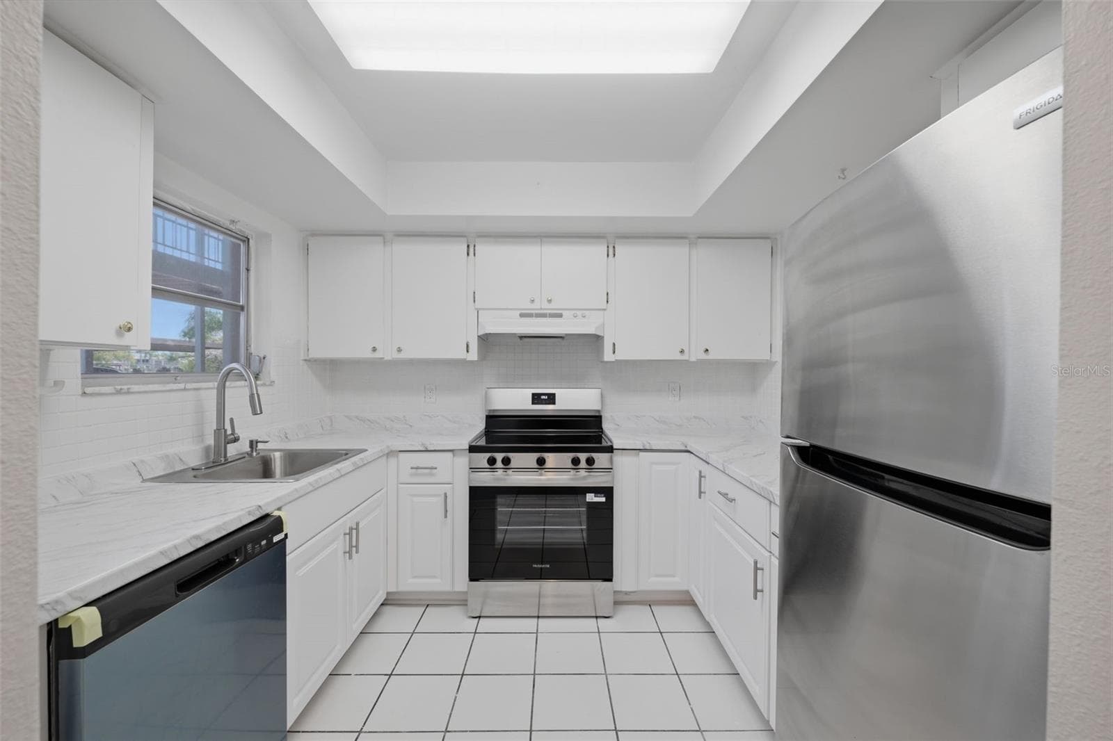 4678 Marine Pkwy #105 photo 5