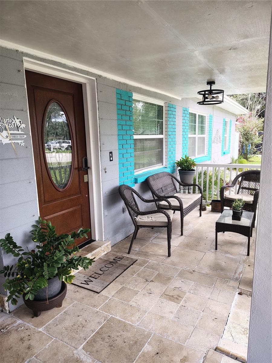 607 Oak Ridge Dr photo 4