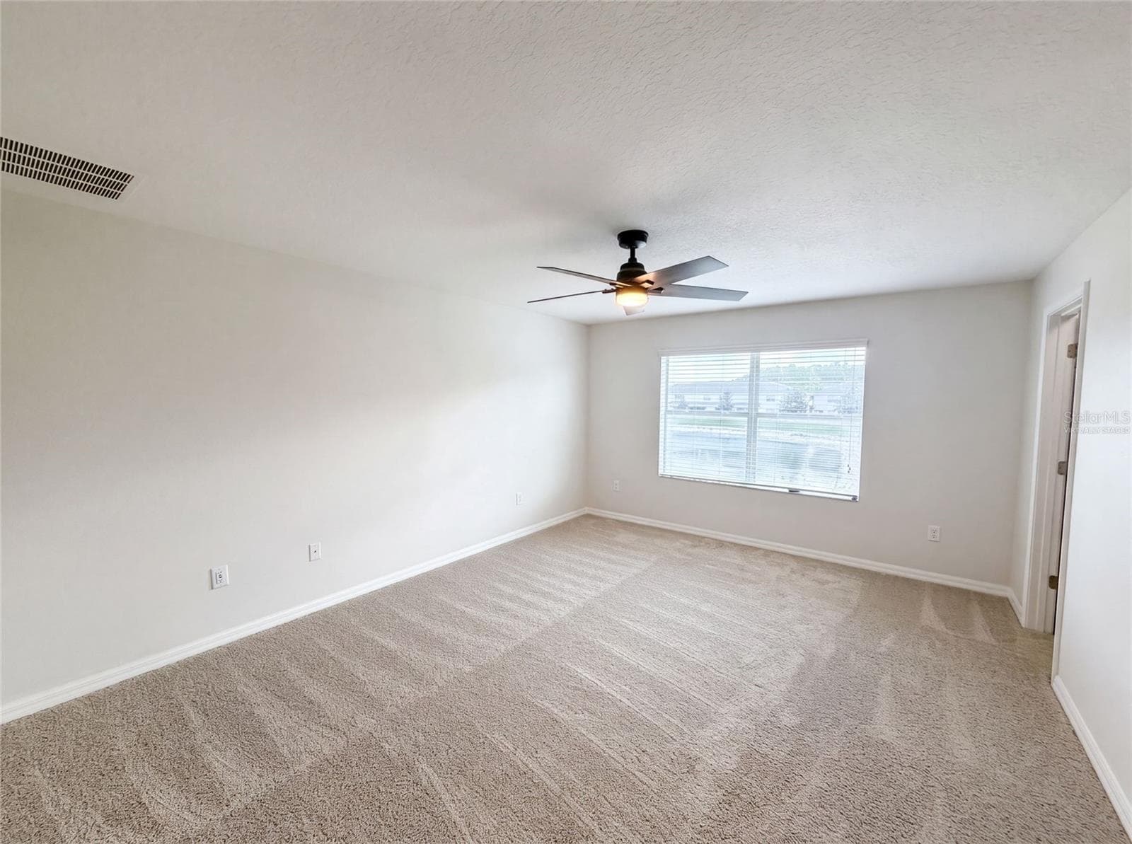 13717 Rosette Rd photo 4