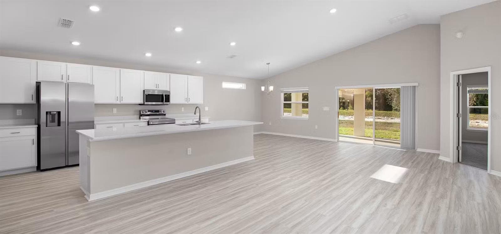 6873 Sundial Dr