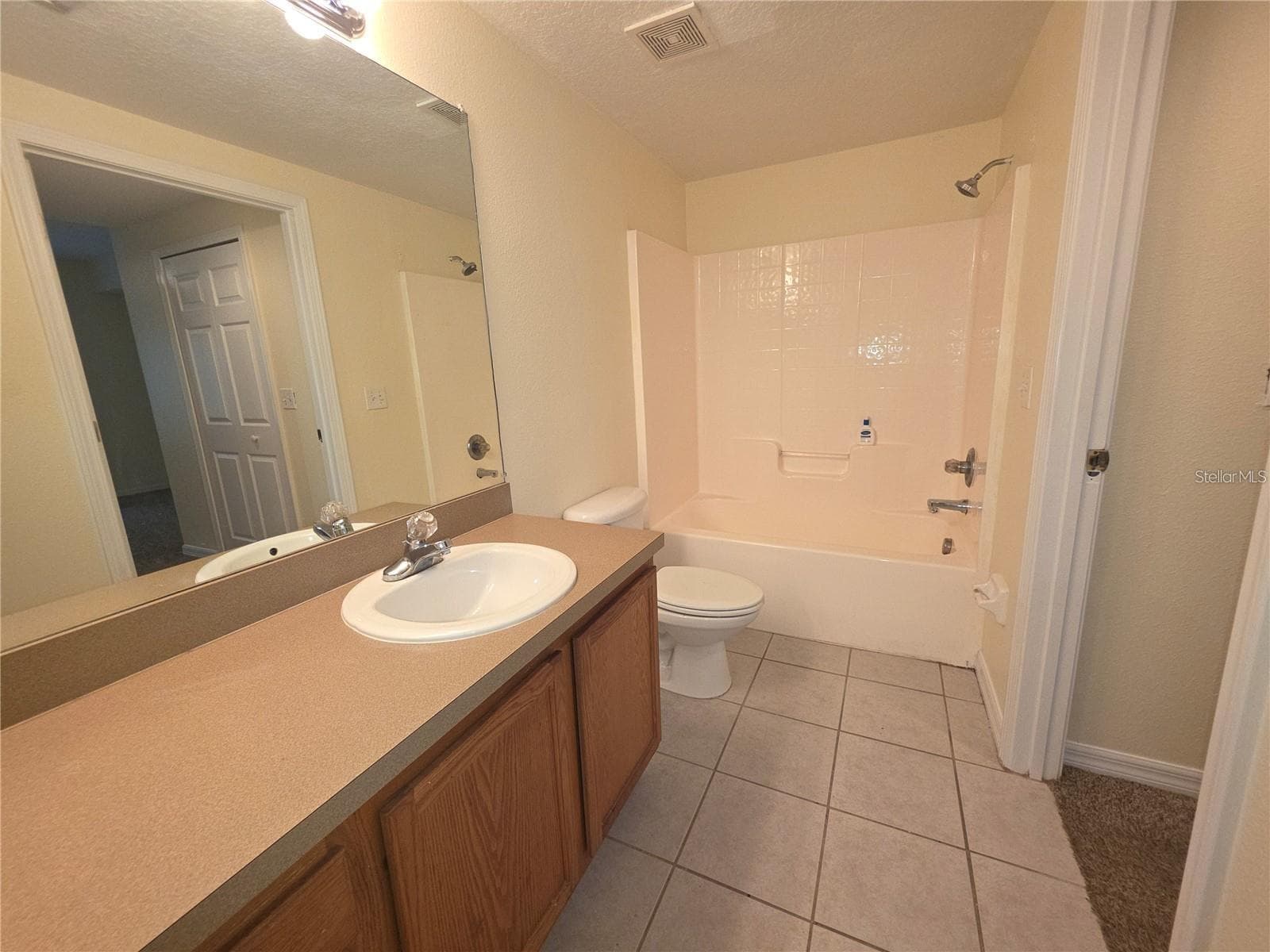 6446 Cypressdale Dr #102 photo 5