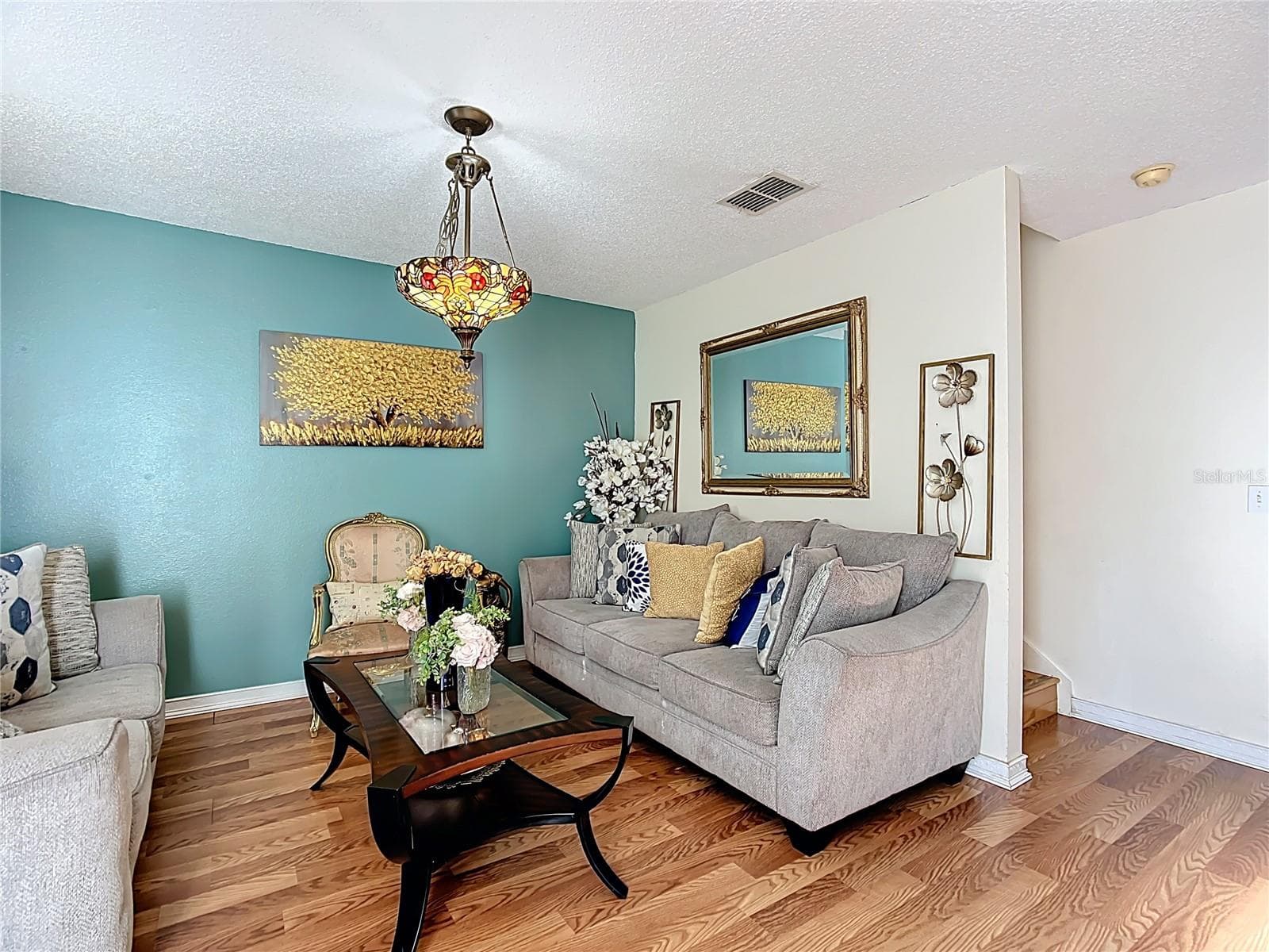5009 Strada Dr