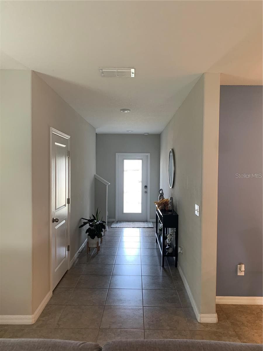 10460 Carloway Hills Dr photo 3