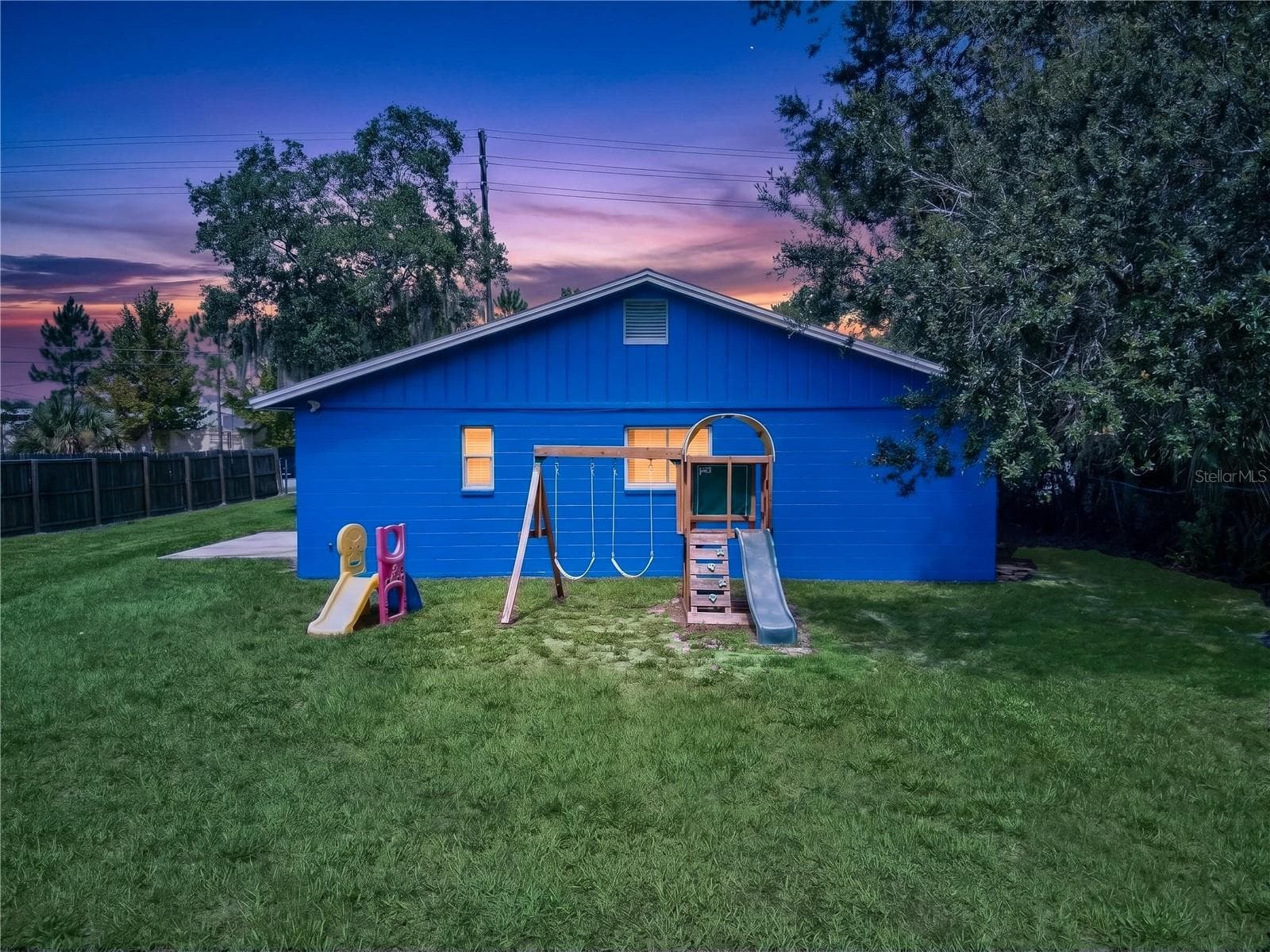2509 N Florida Ave photo 4