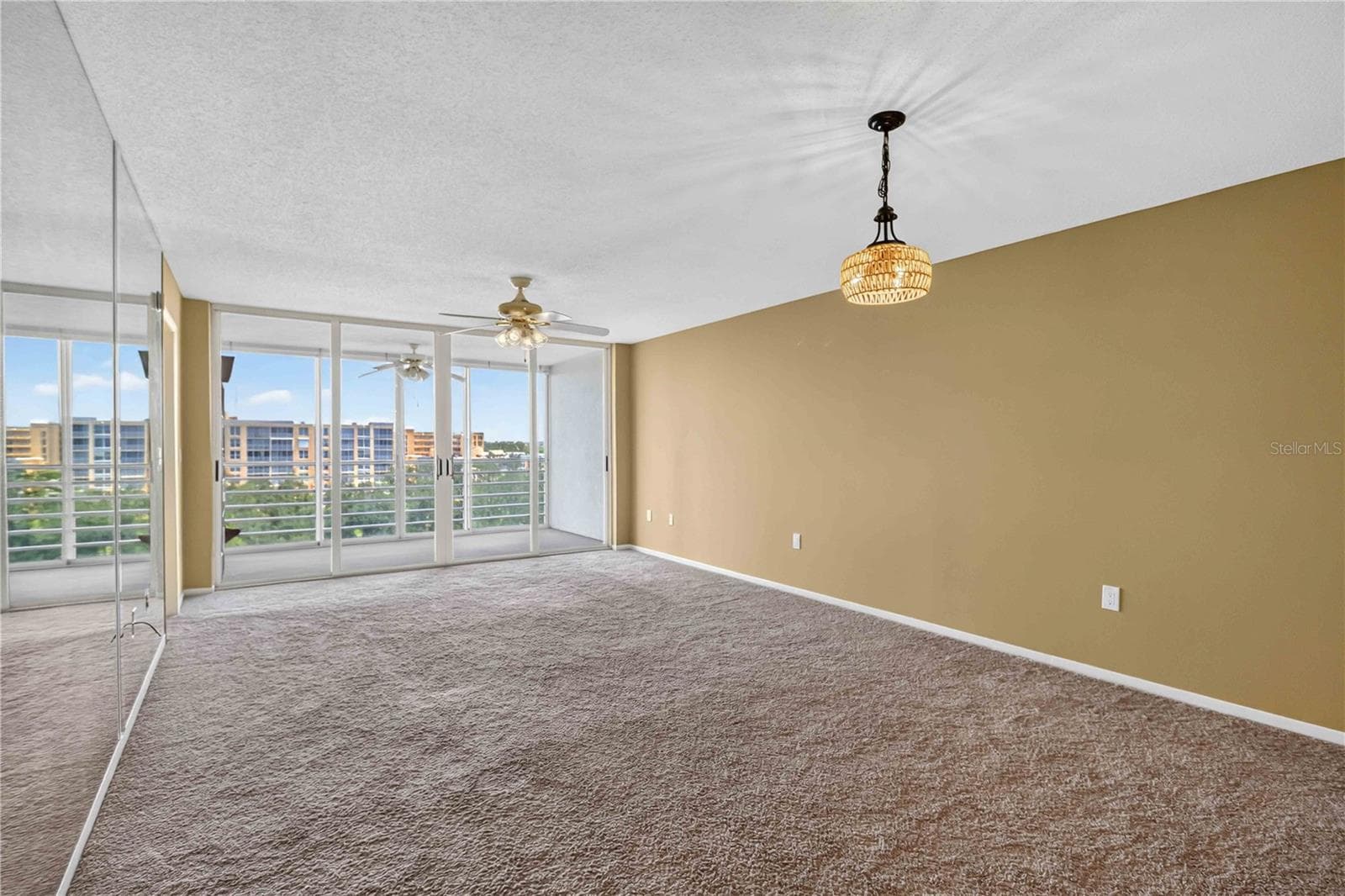 4550 Pinebrook Cir #605 photo 5