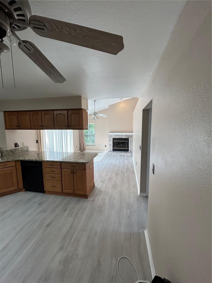 2410 Chobee CT photo 5