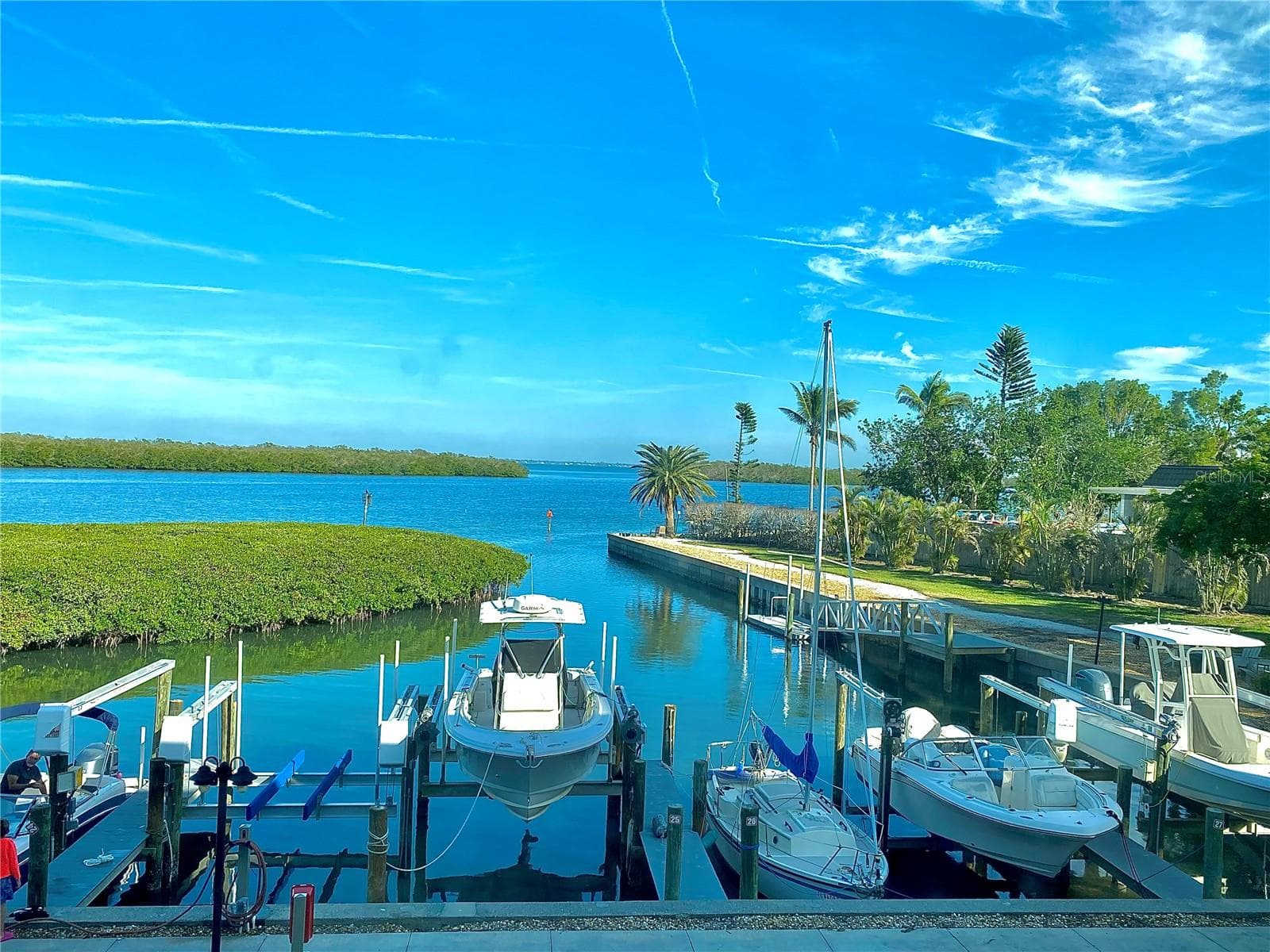 4500 Gulf Of Mexico Dr #206 photo 3
