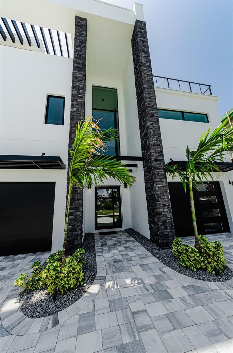43 Dolphin Dr photo 5