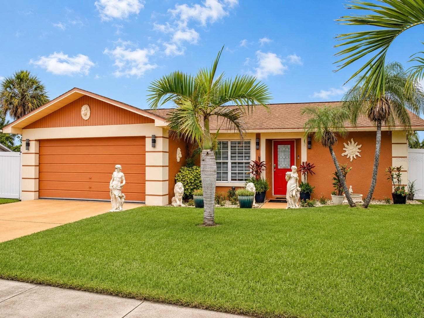 3513 Westminister CT photo 3