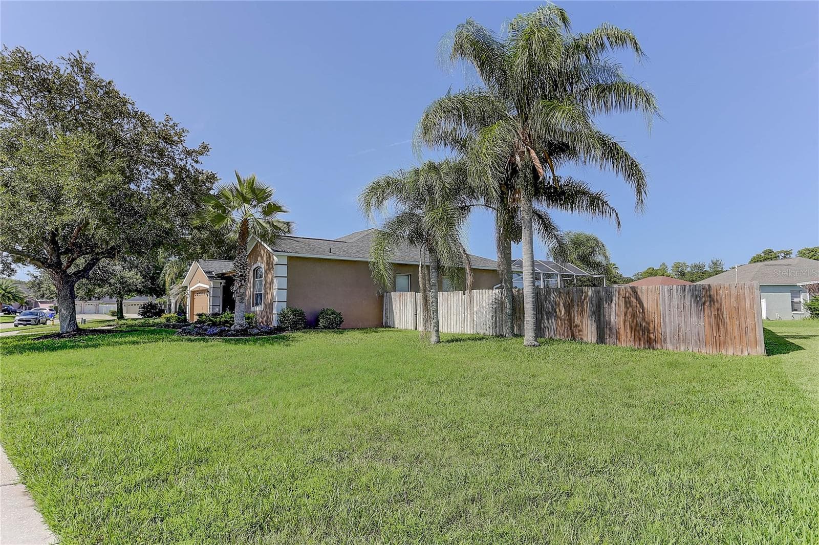 3815 Red Bluff CT photo 4