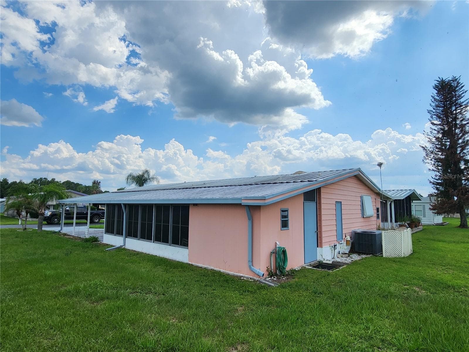 113 Lake Hazel Dr photo 4