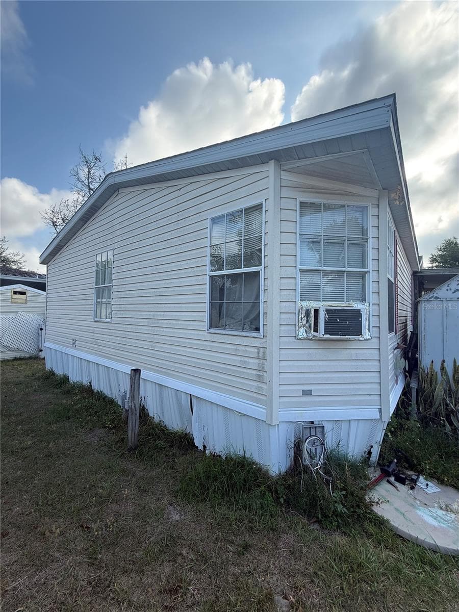 4439 Autumn Palm Dr photo 4