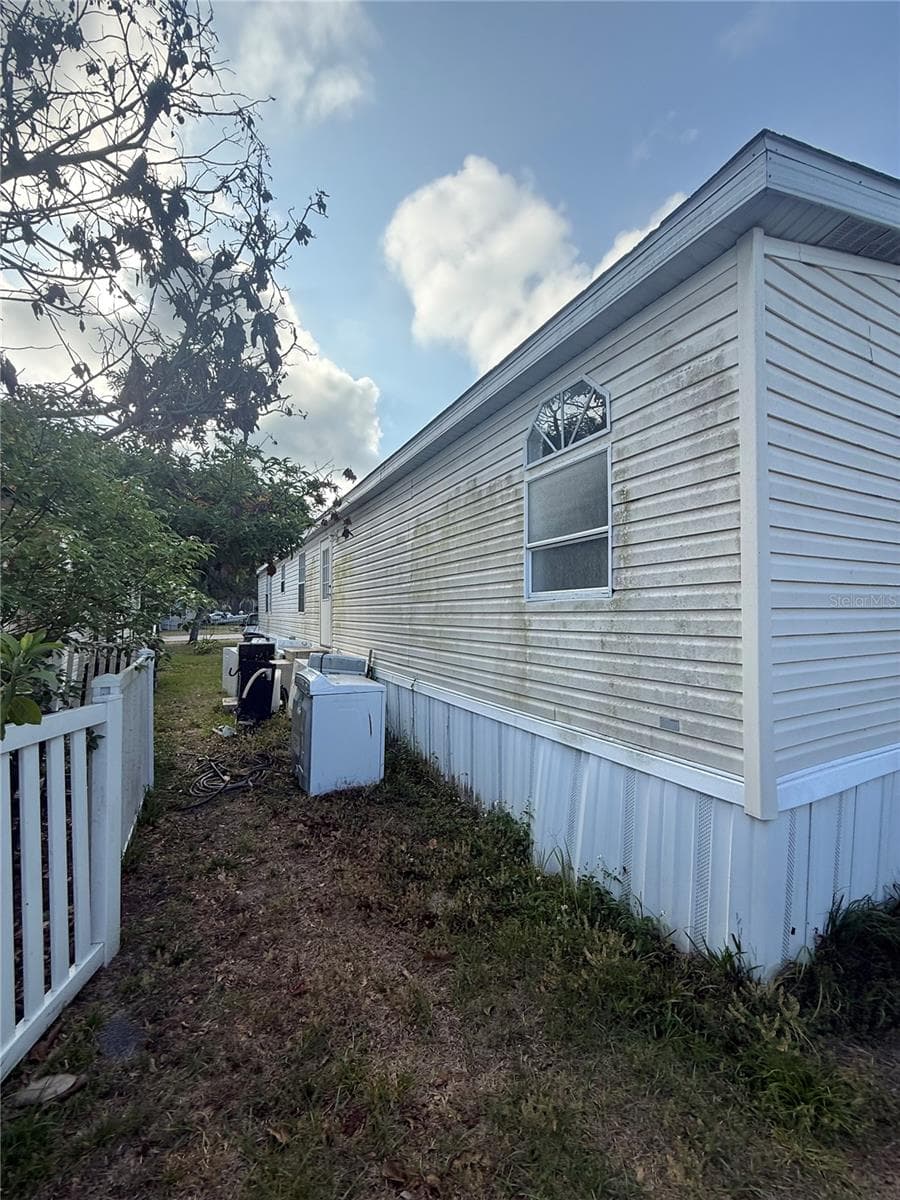 4439 Autumn Palm Dr photo 5