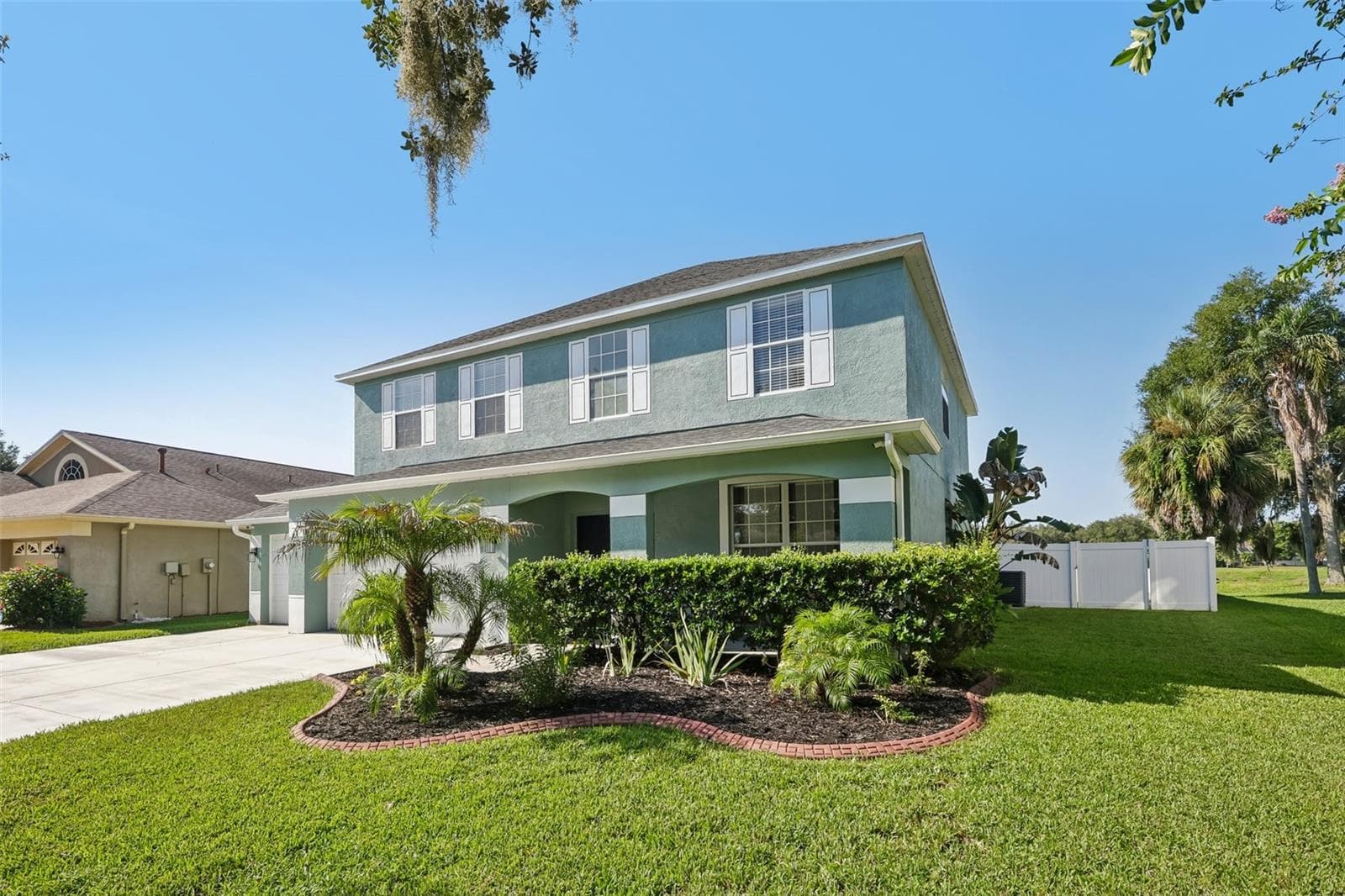 205 Rosana Dr photo 3