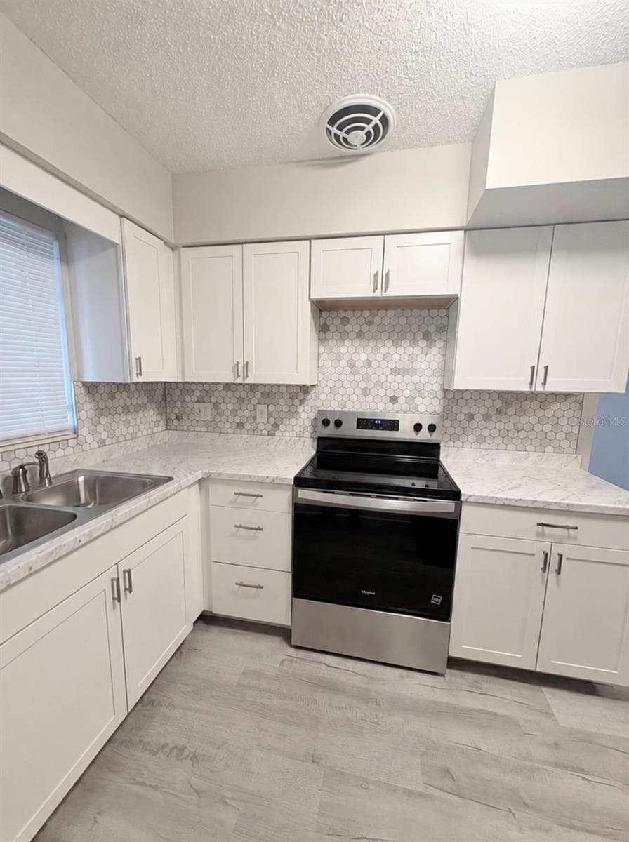 434 Avenue D SE photo 4