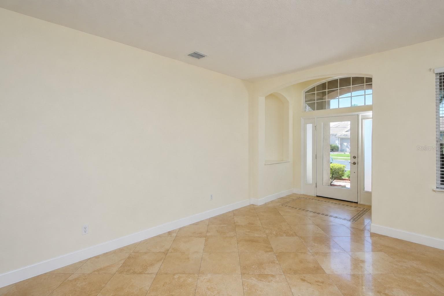 6945 74th Street Cir E photo 3