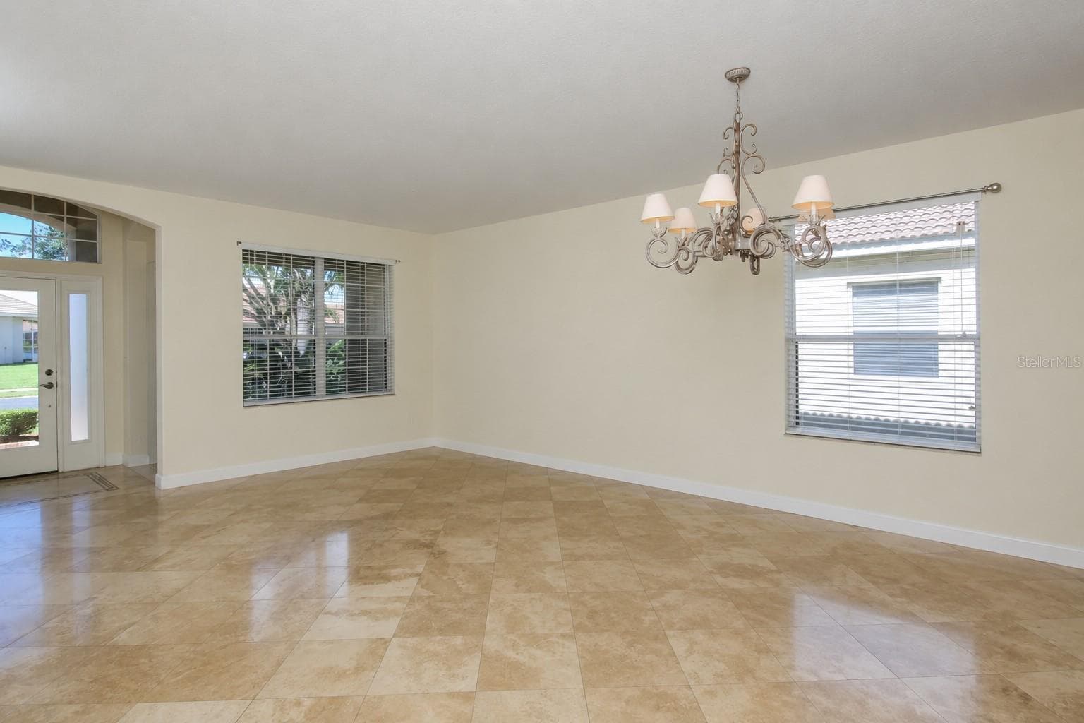 6945 74th Street Cir E photo 4