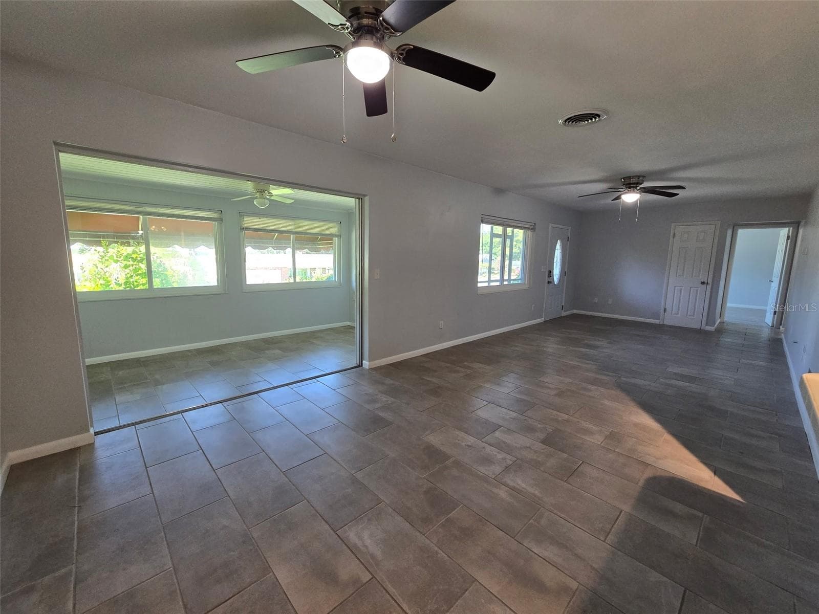 507 Lake Lulu Dr photo 4