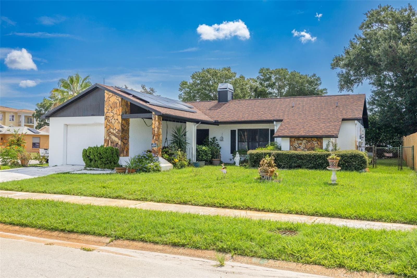 1338 Greenlea Dr