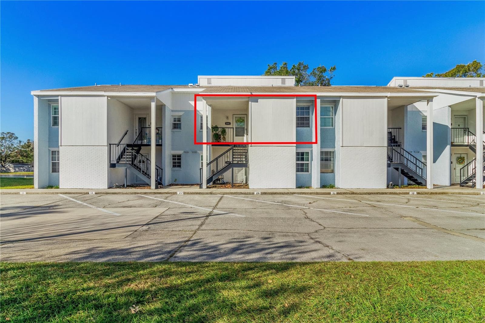 3823 N Oak Dr #K22 photo 3