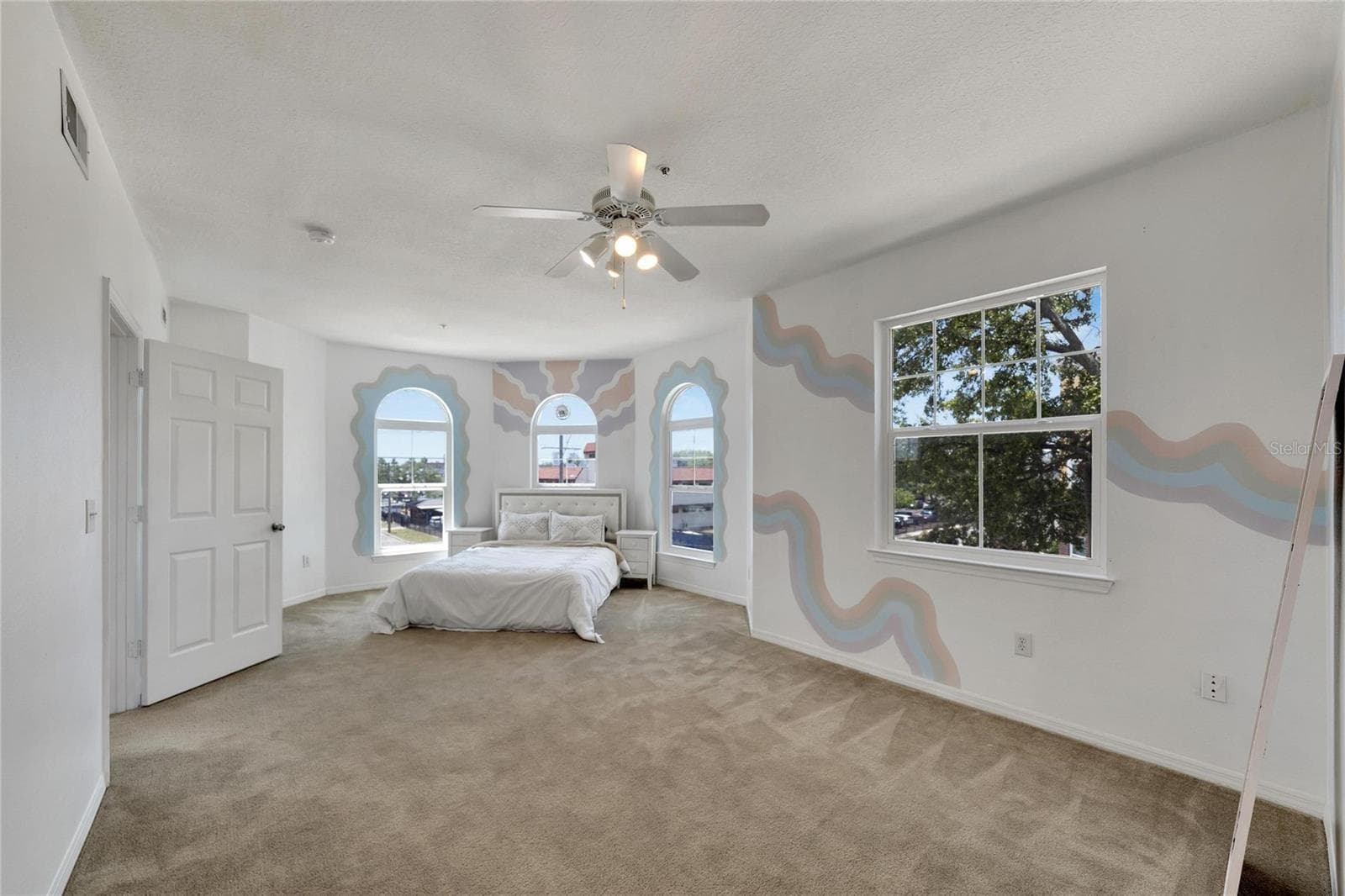 2010 E Palm Ave #14316 photo 4