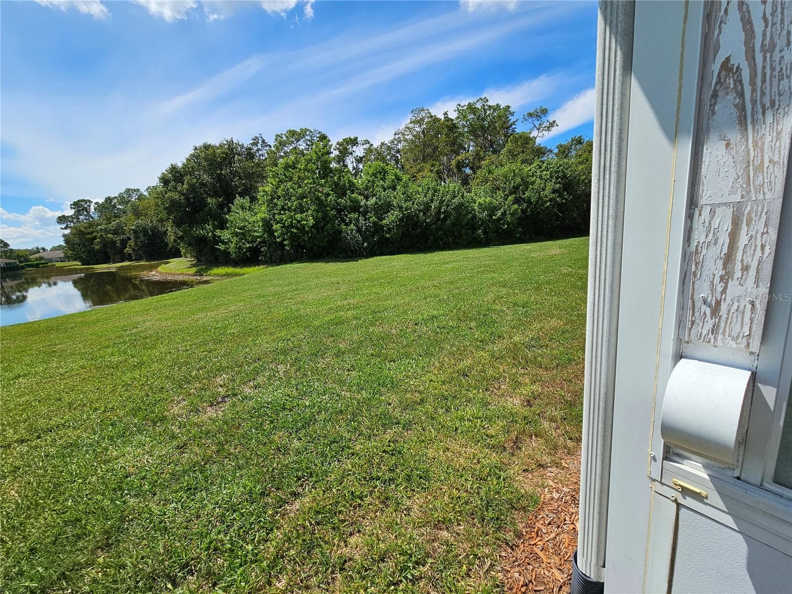 739 Tremont Greens Ln photo 5