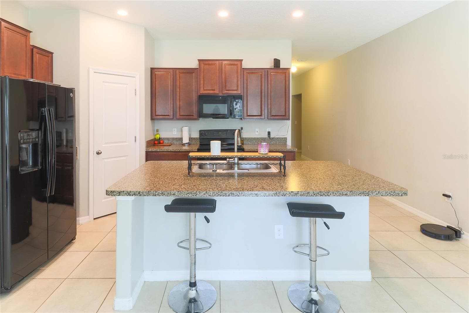 135 Cascade Bend Dr photo 5