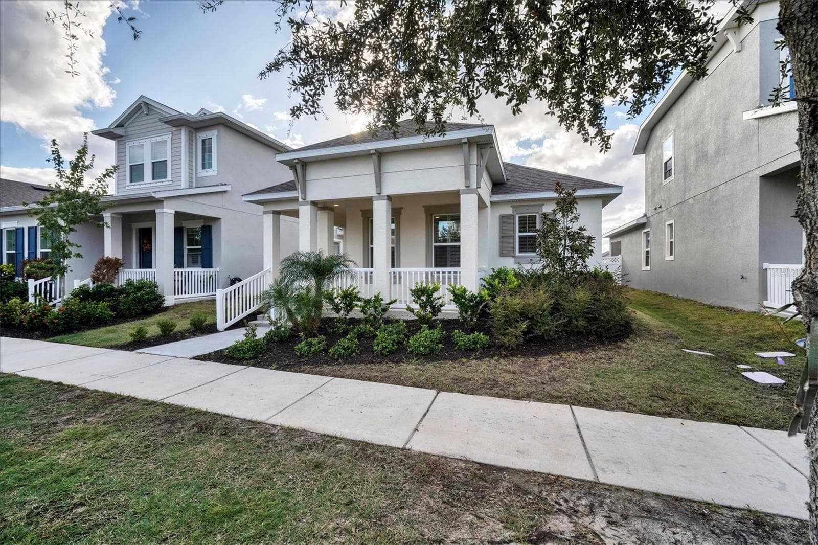 724 Winterside Dr photo 4