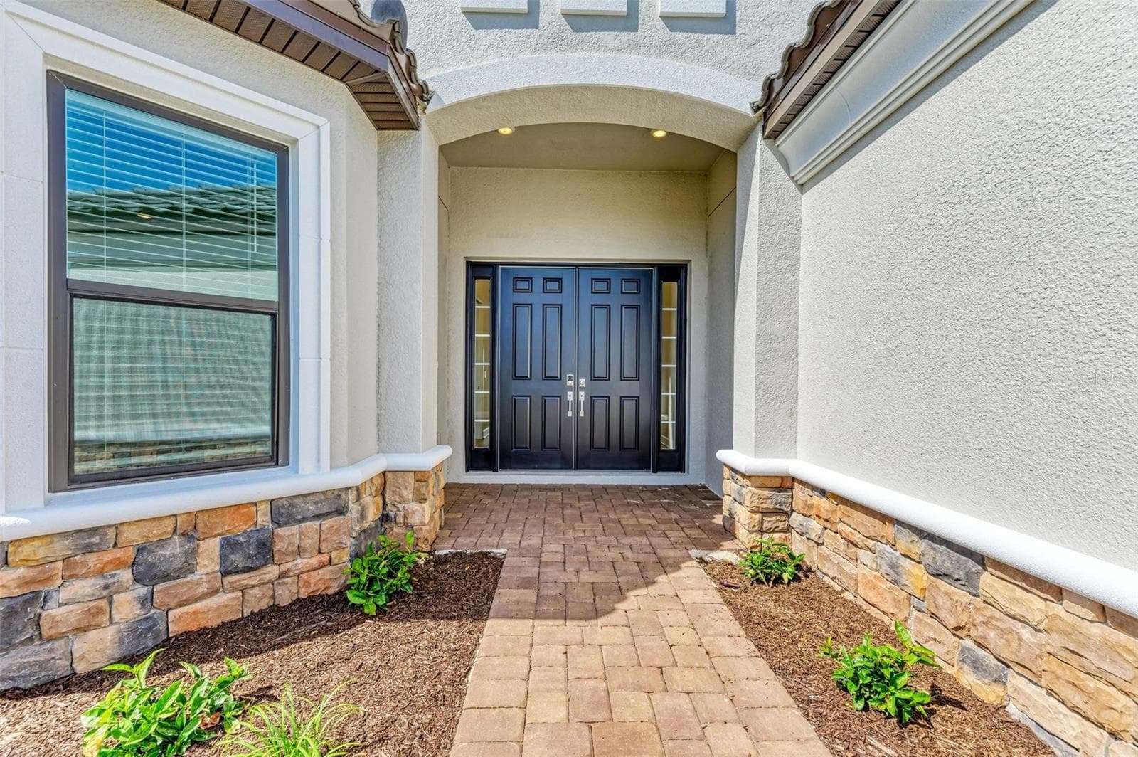 16403 Umbria Pl photo 4