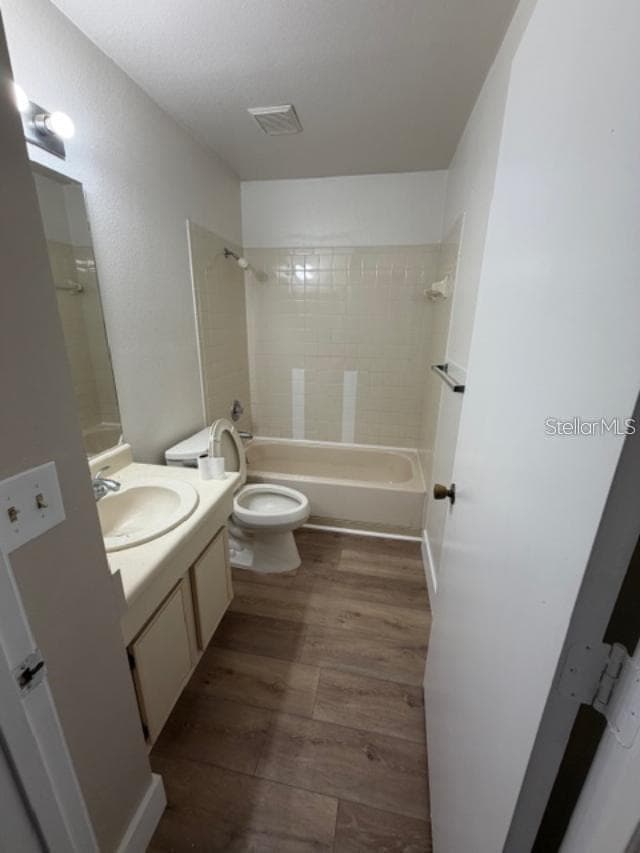 7202 E Bank Dr #201 photo 5