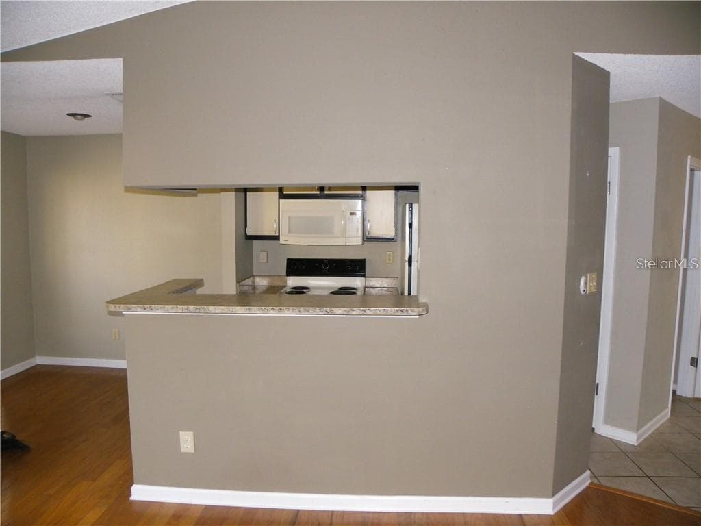 8722 Mallard Reserve Dr #204 photo 5