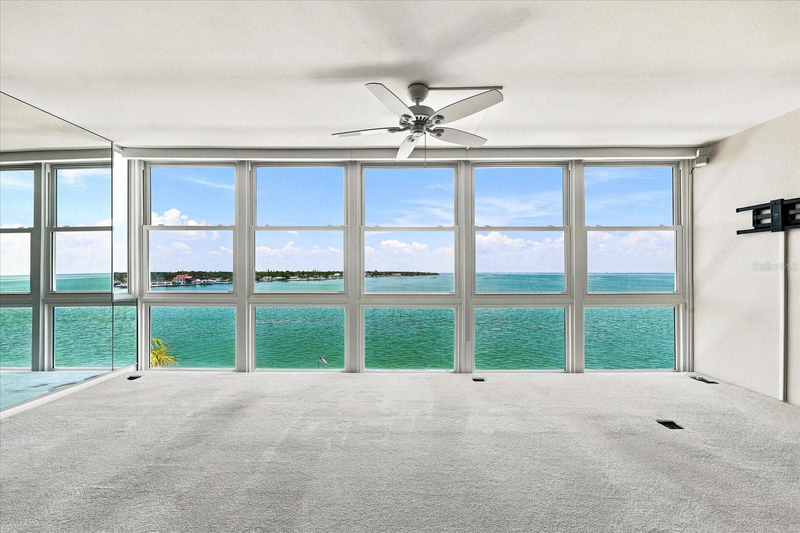 7200 Sunshine Skyway Ln S #6G photo 3