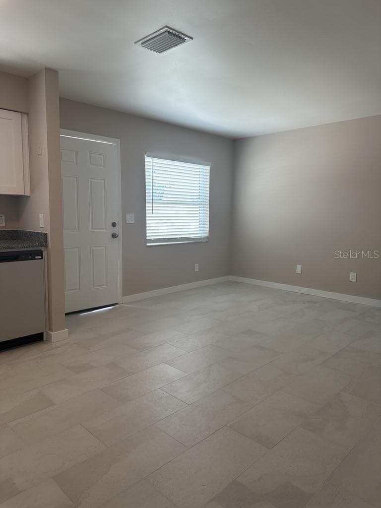 113 S Fremont Ave #A photo 4