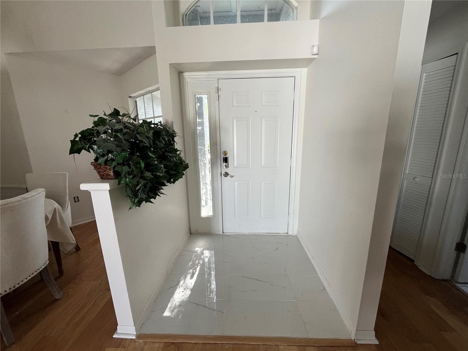 2930 Shannon Cir photo 3