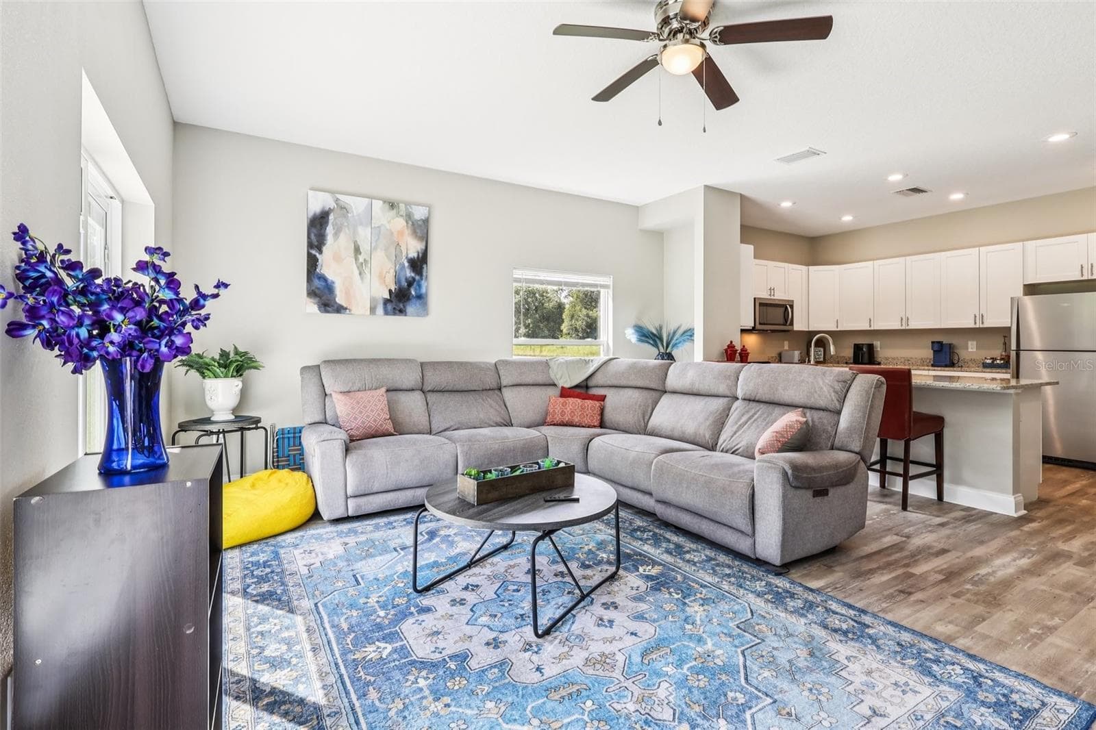 1108 Fox Lake Dr photo 3