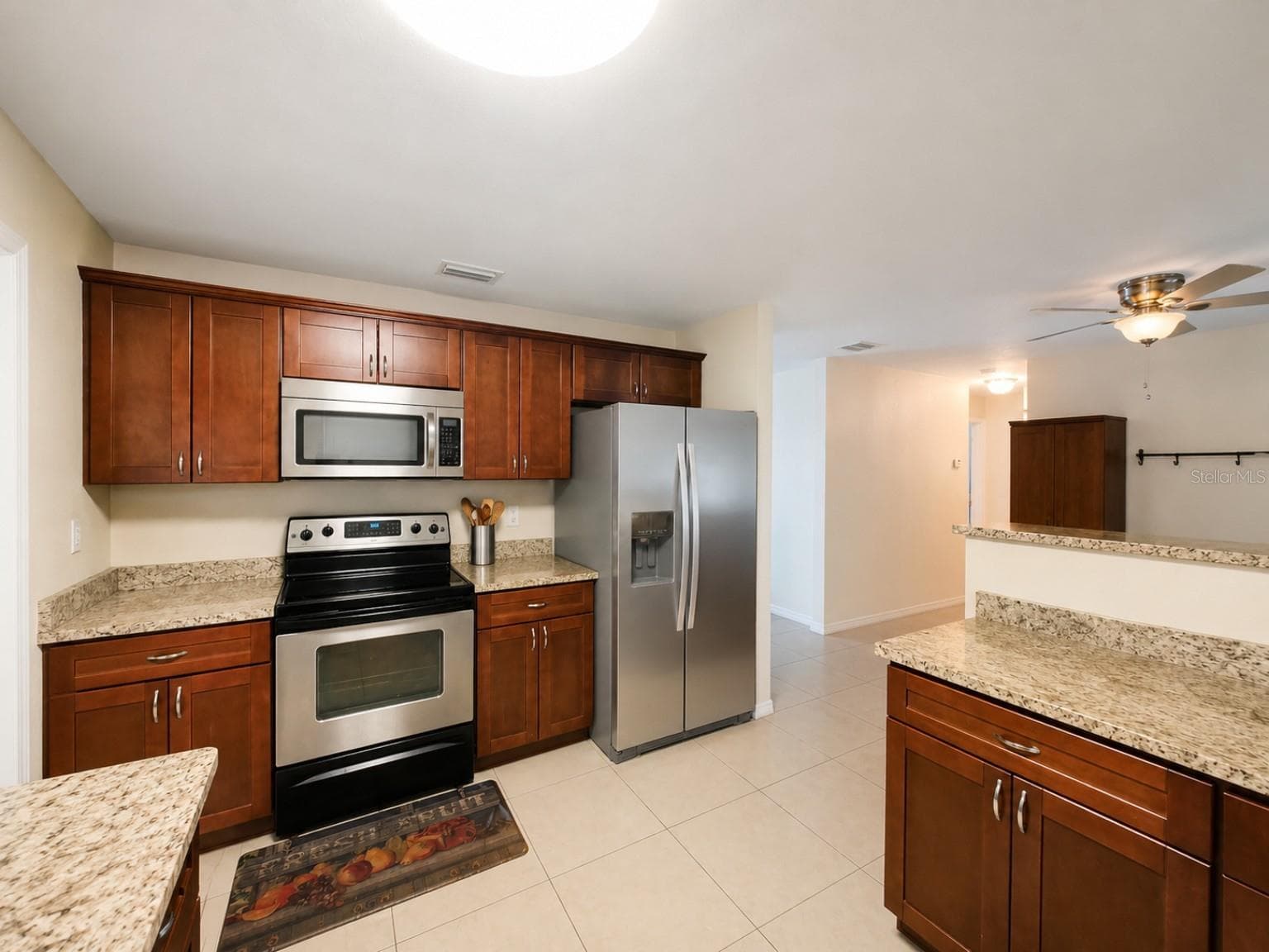5814 Hammon Dr photo 3