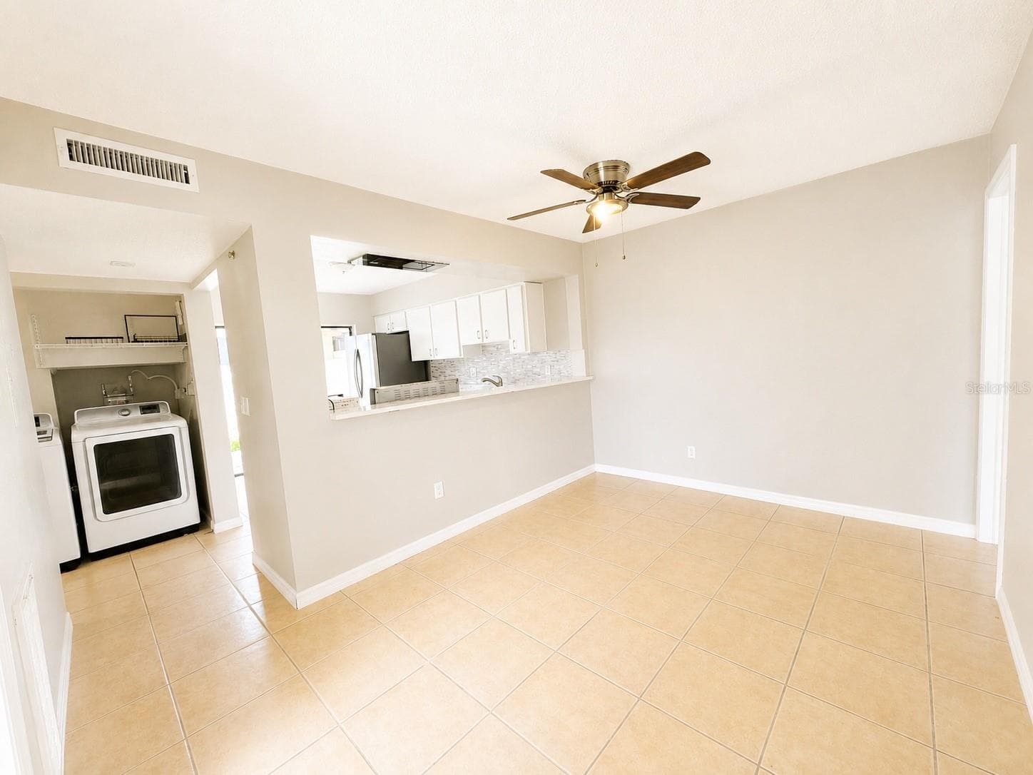 5104 Springwater CT photo 4