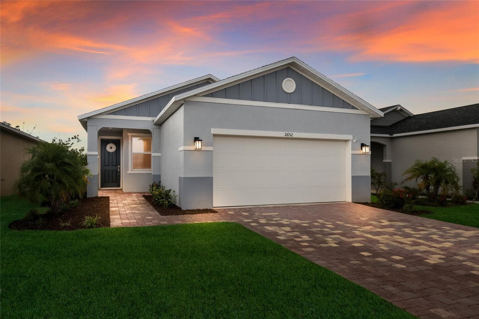 2652 89th Street Cir E photo 4