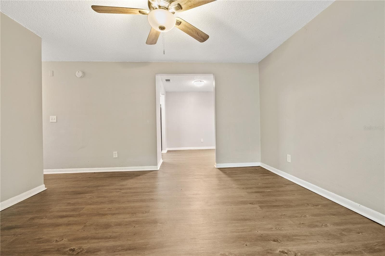 1221 E Mohawk Ave #C photo 5