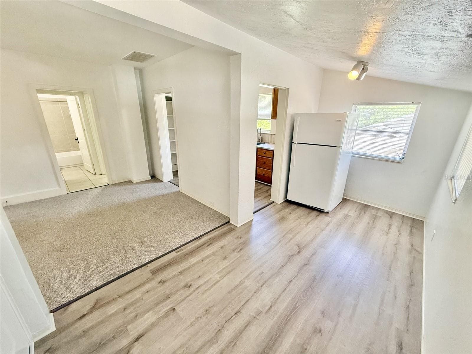 1135 Highland St N #7 photo 4
