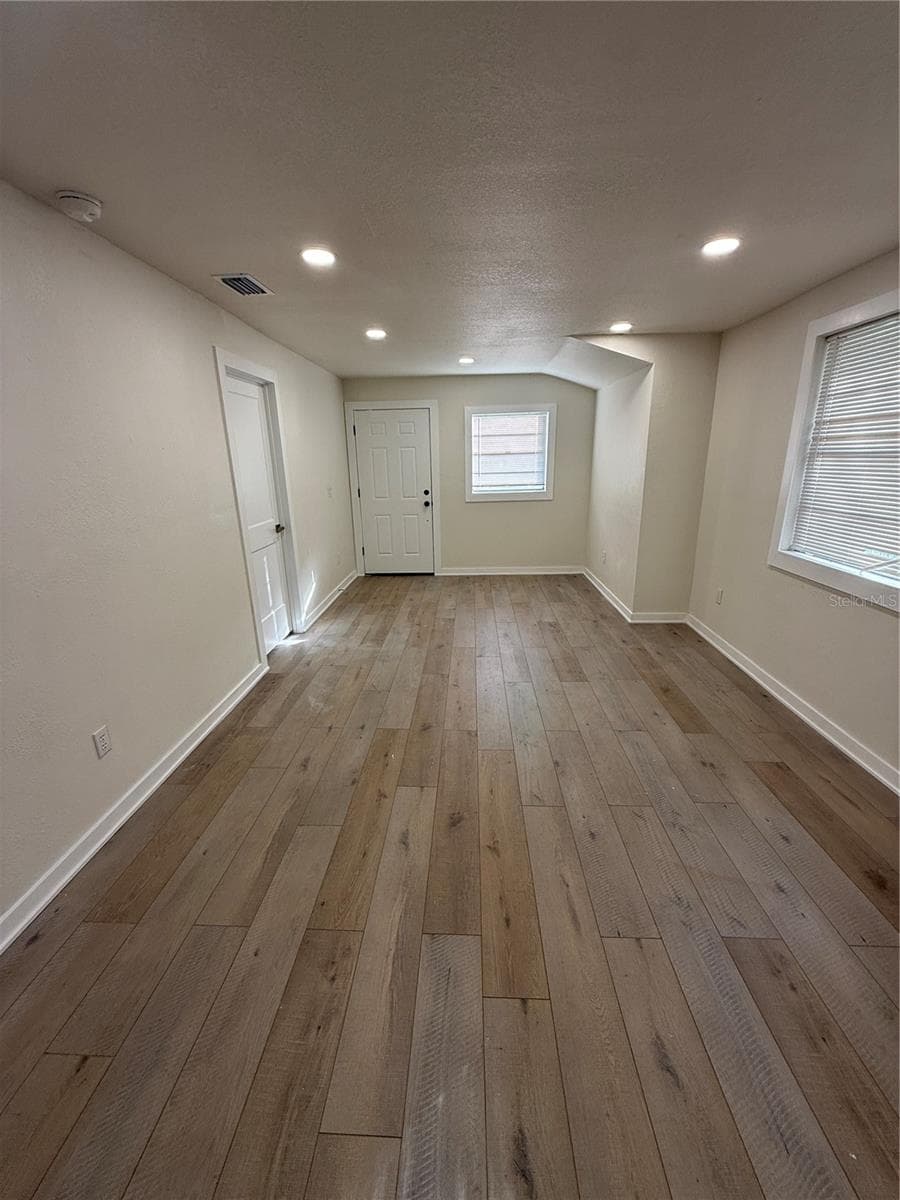14108 Wilson St photo 4