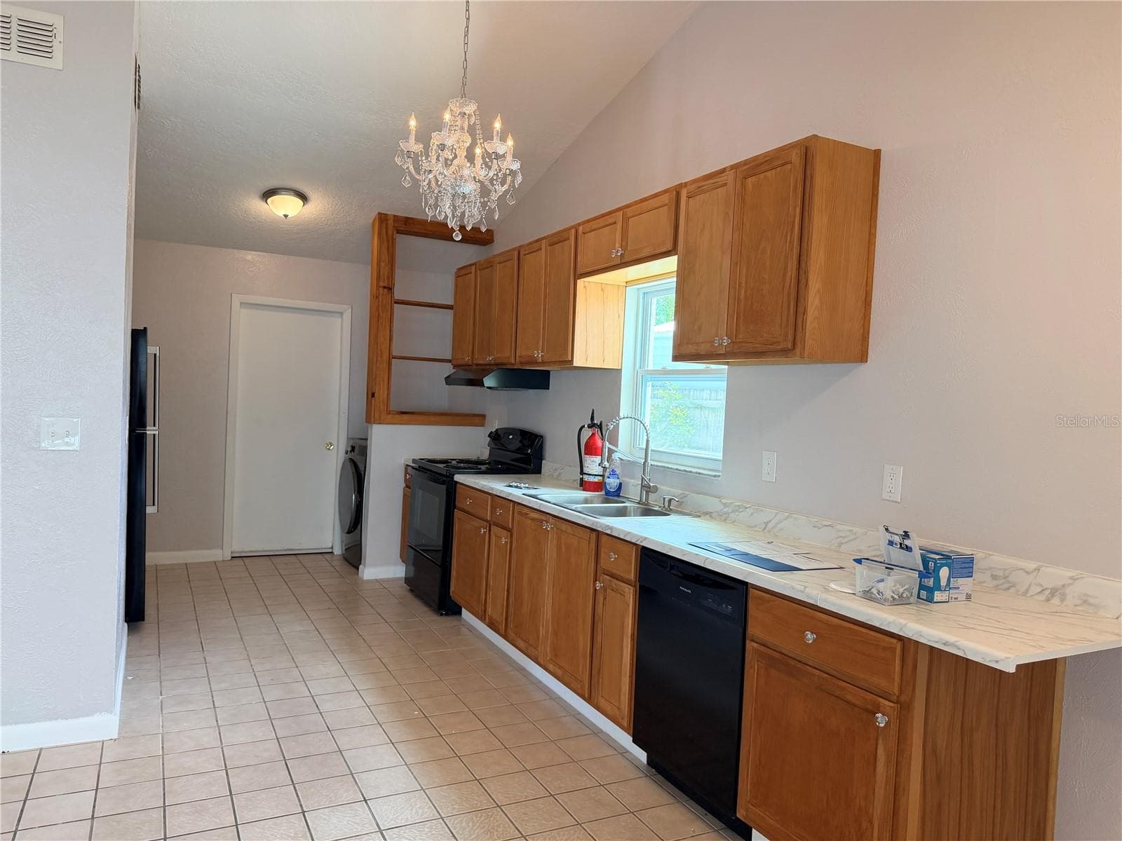208 Flamingo Dr photo 4