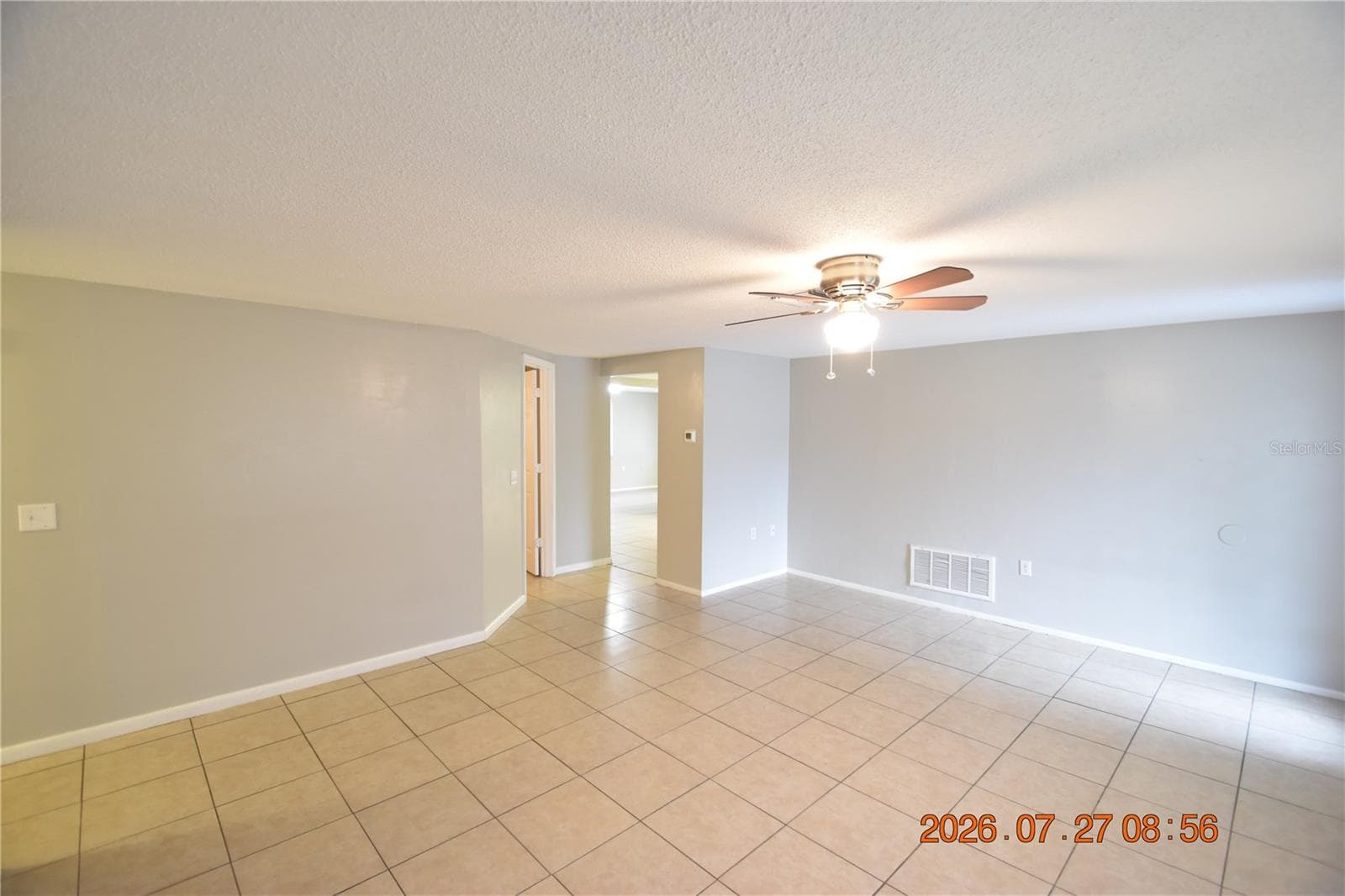 3221 Topp Dr photo 4