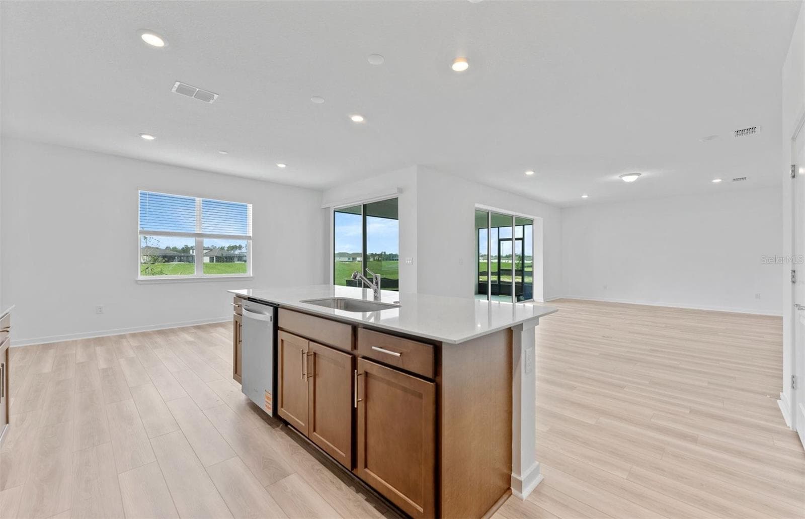 4264 Obsidian Dr photo 4