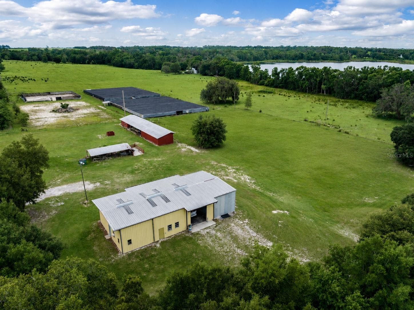 33144 McCabe Rd photo 3