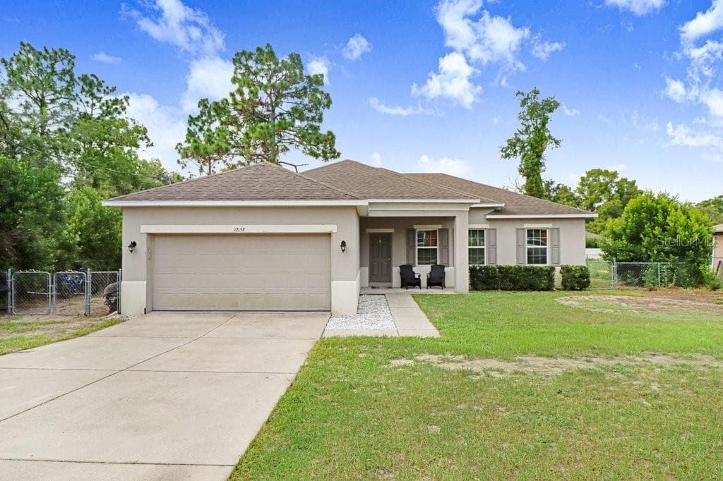 12152 Landfair St photo 3