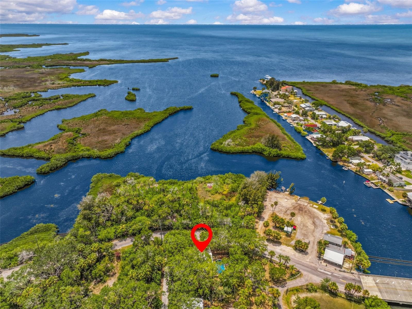 190 Osowaw Blvd photo 3