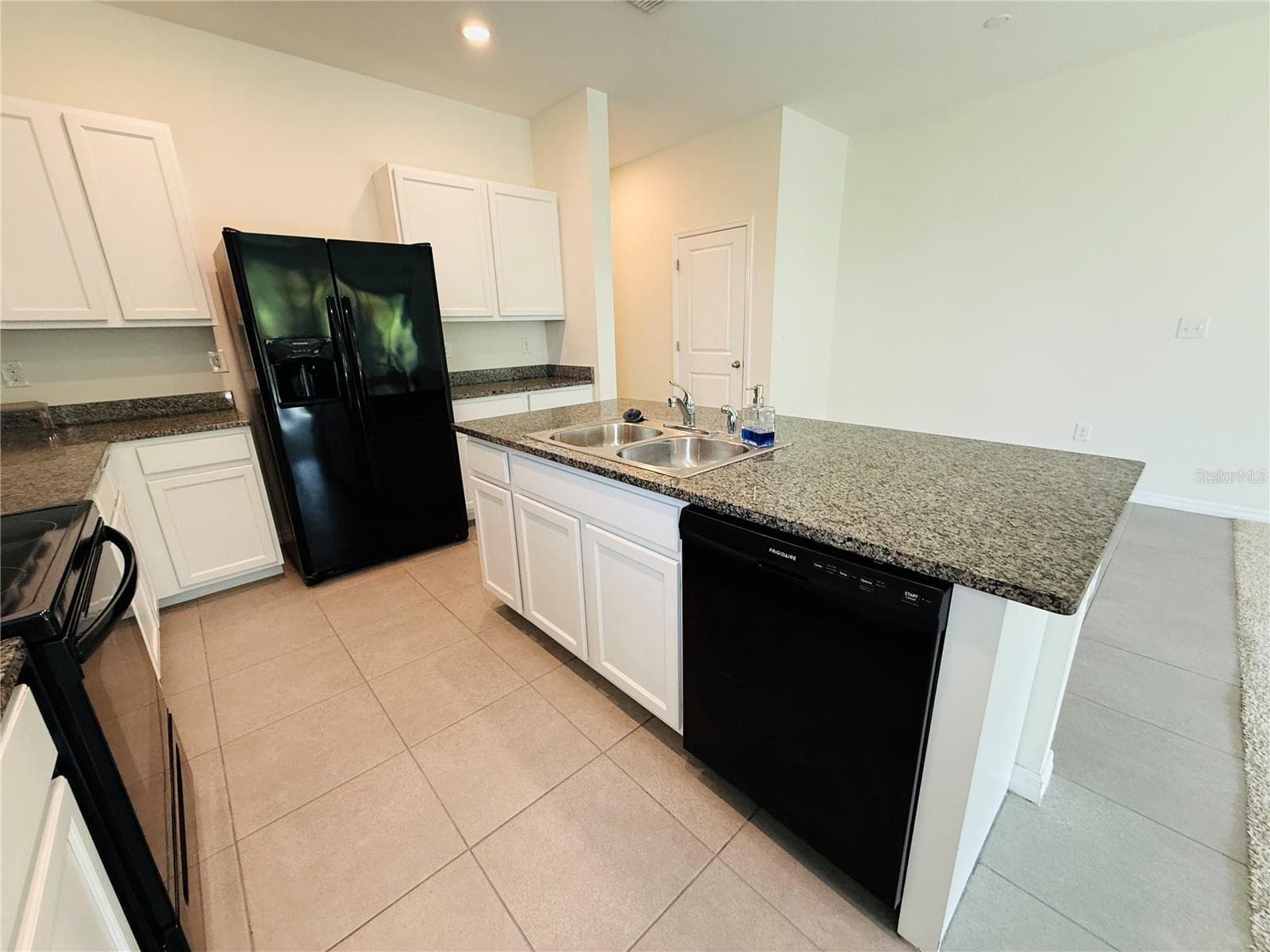 2868 Suncoast Blend Dr photo 5