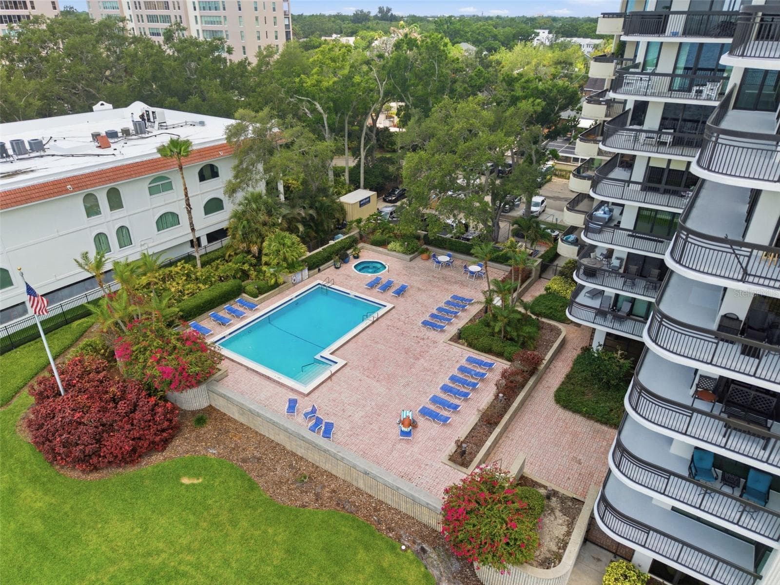 2413 Bayshore Blvd #1004 photo 4