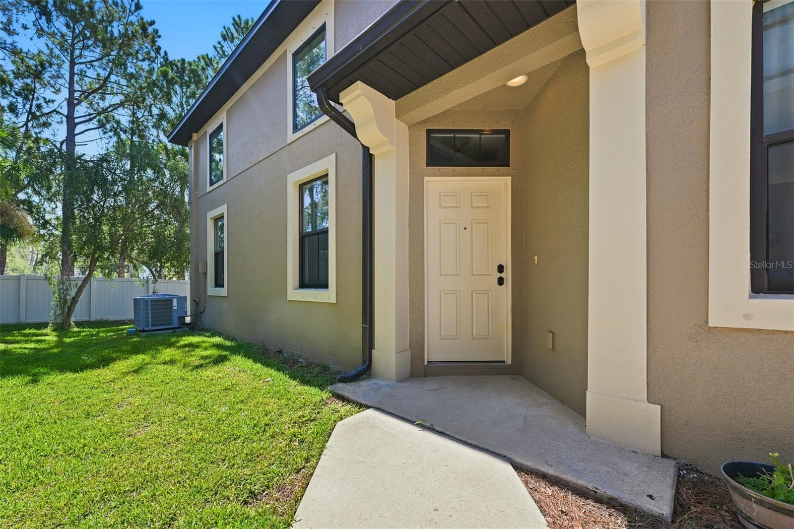 5156 Bay Isle Cir